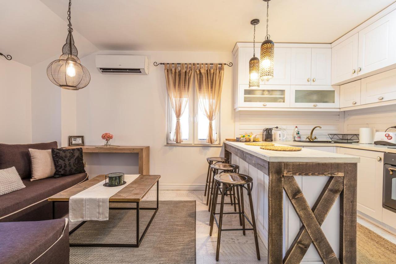 Апартаменти Stylish 1Bd Flat With A Terrace Near The Centre Of Plovdiv By Flat Mаnager Екстер'єр фото
